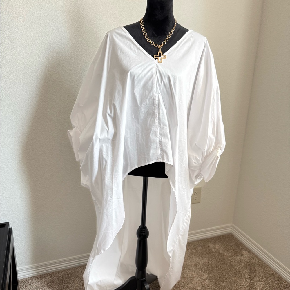 Chic White Women's Tunic Top